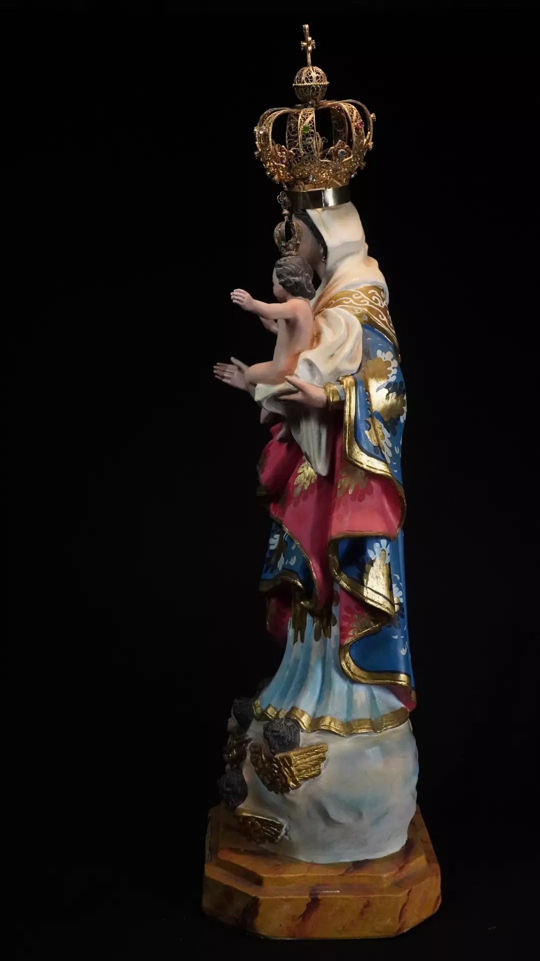 Majestosa Nossa Senhora dos Remédios